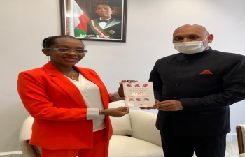 Ambassador Abhay Kumar met H.E  Assoumacou Elia Béatrice, the Minister of Higher Education of Madagascar on 22 September 2020  to discuss about promoting ties in the field of higher education between India and Madagascar